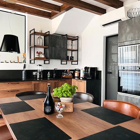 Casa Di Alex | Sirmione Apartment Екстериор снимка