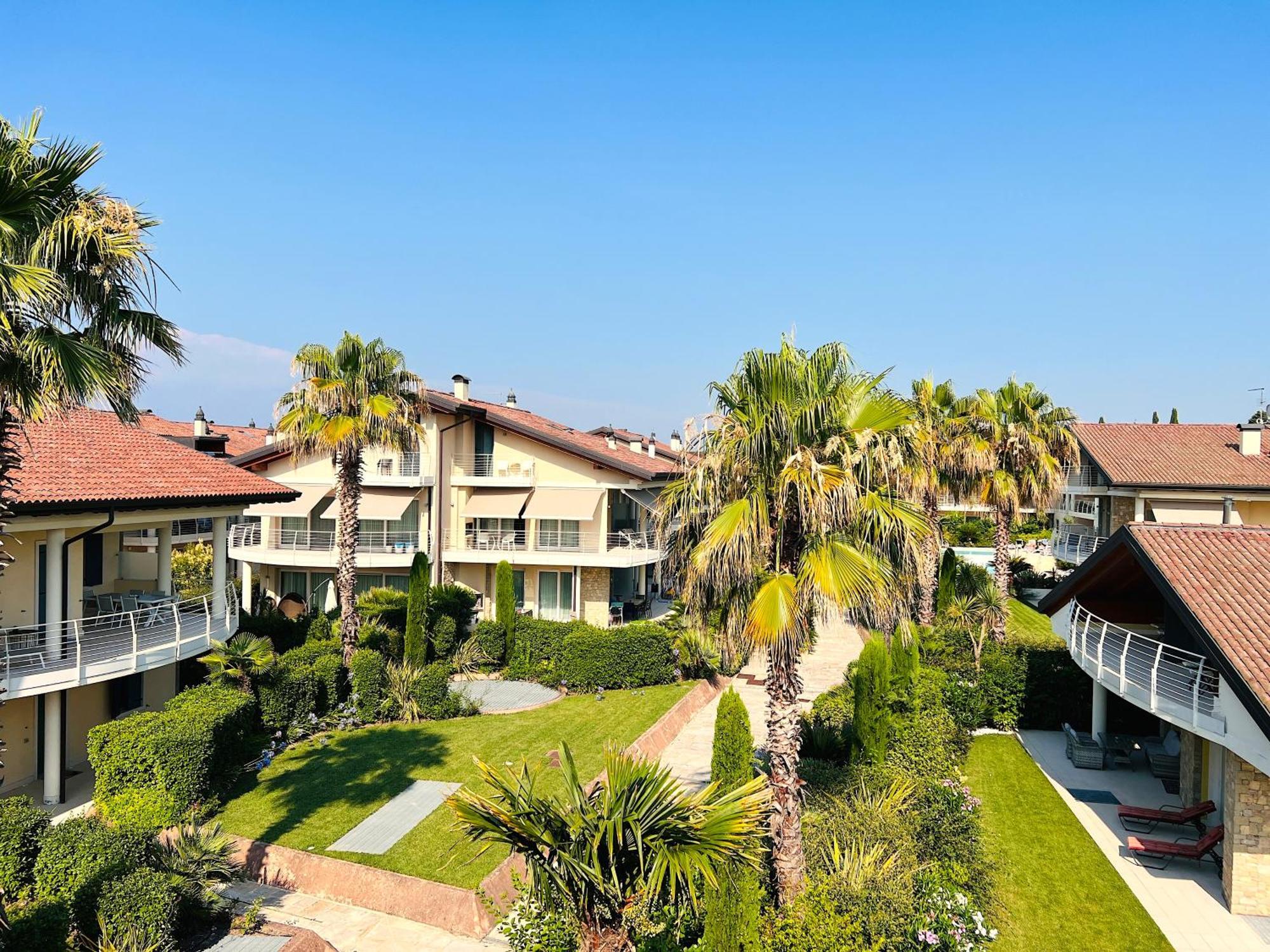 Casa Di Alex | Sirmione Apartment Екстериор снимка